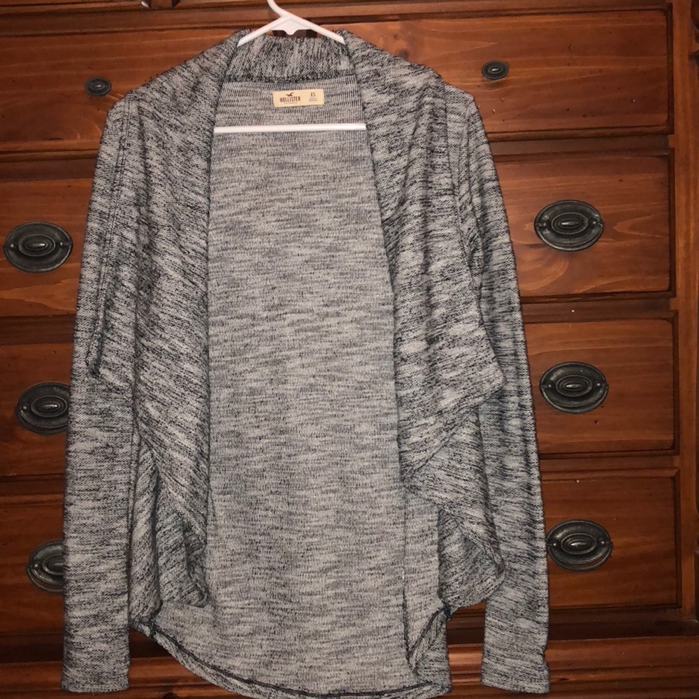Hollister Cardigan